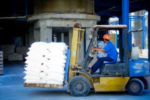 worker3.jpg