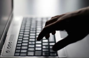 laptop-work-1260785-m-1.jpg